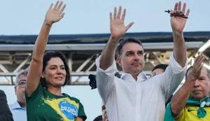 Flávio destacou importância da atuação política de Michelle em vídeo