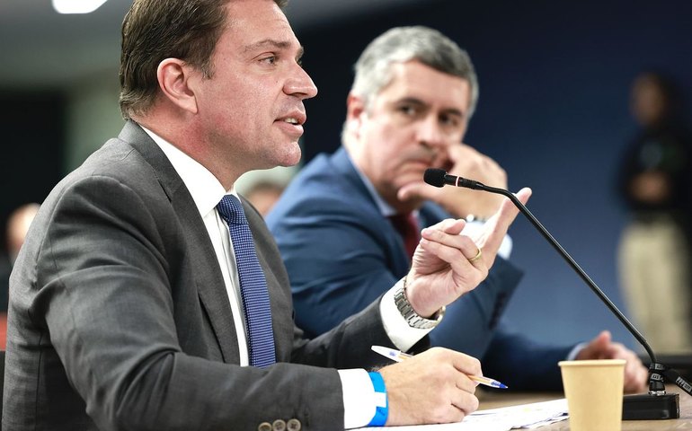 Trama golpista: Fux vota pela absolvição de ex-diretor da Abin