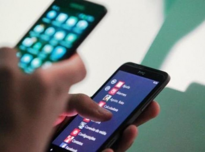 Procon alerta consumidores sobre crise financeira da operadora Oi