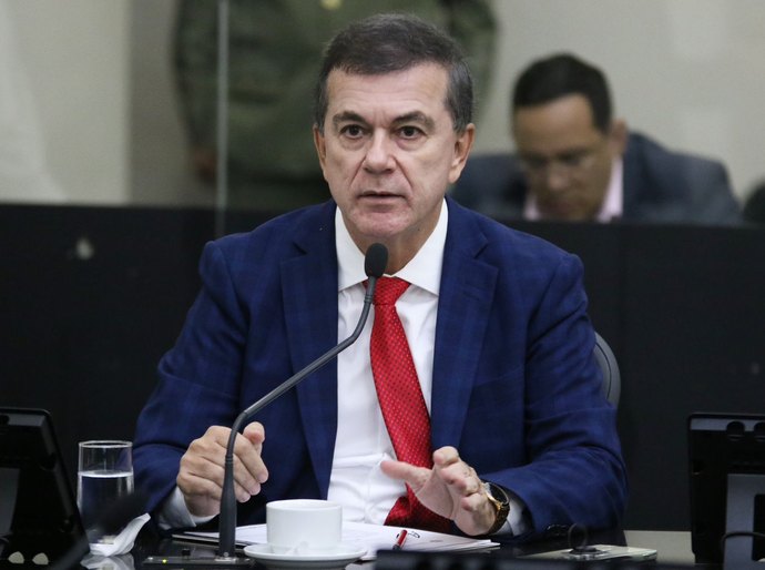 Ronaldo Medeiros elogia redução no valor da tarifa de energia elétrica em Alagoas