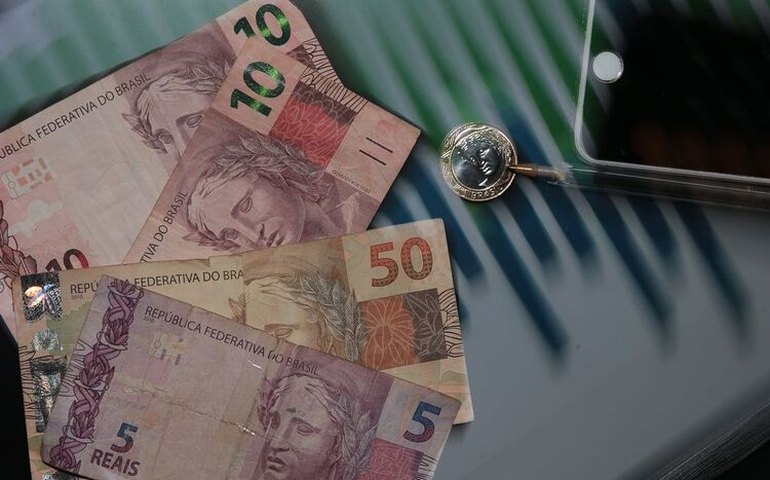 BC: saques em poupança superam depósitos em R$ 12,37 bilhões