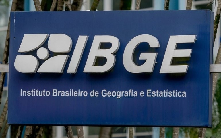 Faltava trabalho para 21,6 milhões de pessoas no País no trimestre até fevereiro, diz IBGE