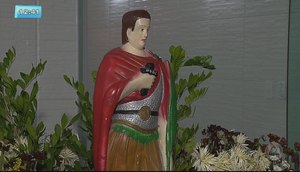 Fiéis participam de homenagem a Santo Expedito