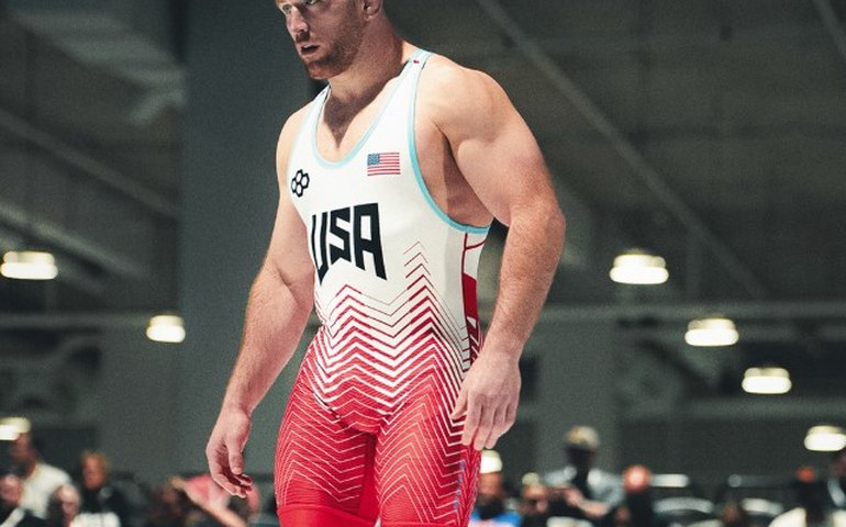 Medalhista de ouro olímpico no Rio-2016, americano é preso em operação contra prostituição