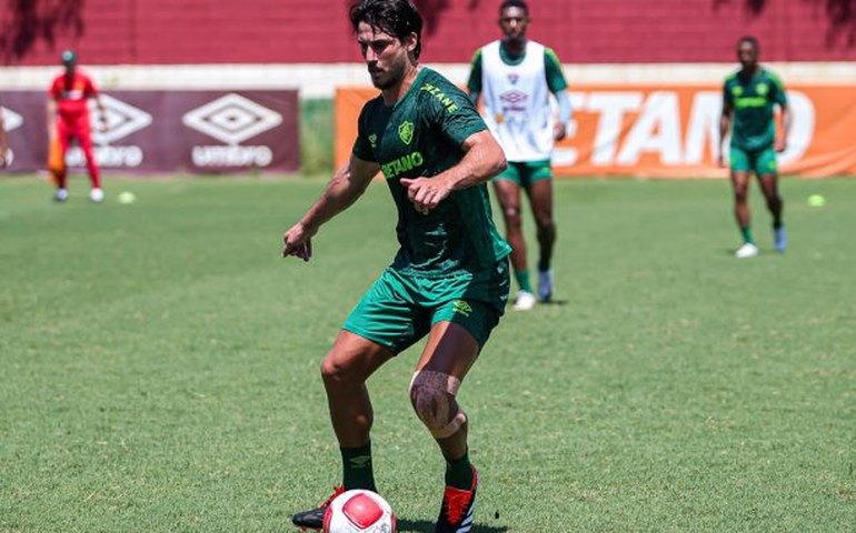 Gabriel Pires volta aos treinos no Fluminense e fica à disposição para a semifinal carioca