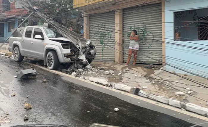 Acidente aconteceu na manhã deste sábado, no Jacintinho