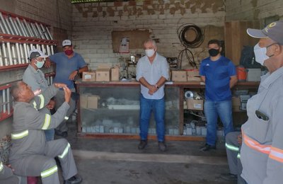 Penedo: Superintende de Iluminação Pública Ricardo Araújo realiza primeira reunião com equipe