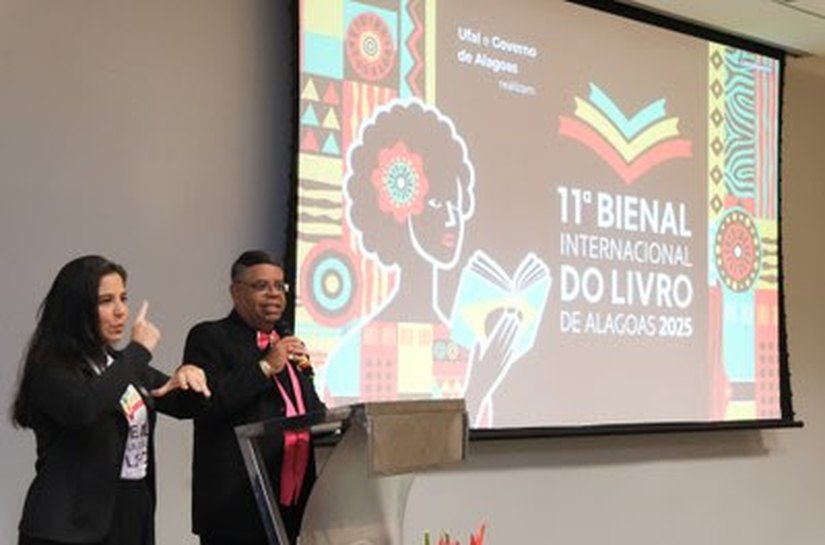 Lançamento da 11ª Bienal reúne homenageados, autoridades e promove celebração