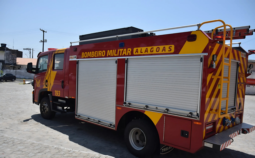 Bombeiros são acionados para conter incêndio na Ponta Verde após homem colocar panela no fogo e ir dormir