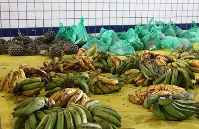 Educação entrega mais uma remessa de kits da agricultura familiar aos alunos da rede municipal
