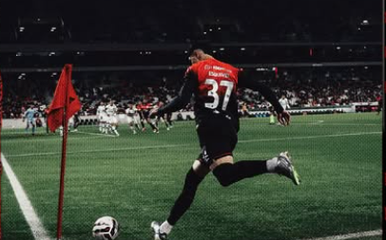 Athletico-PR fica só no empate com o Cuiabá e continua em crise na Série B