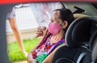 Combate à Covid-19: Idosos de 80 anos ou mais já podem receber segunda dose de reforço, em Arapiraca 
