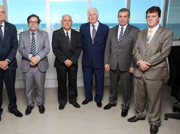 Otávio Praxedes é empossado como vice-presidente e corregedor do TRE/AL