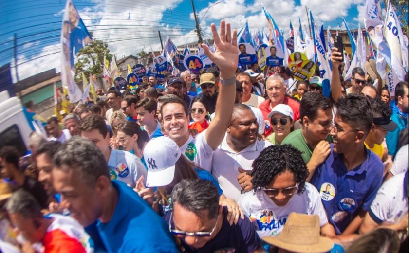 Dr JHC participa de grande caminhada no Benedito Bentes