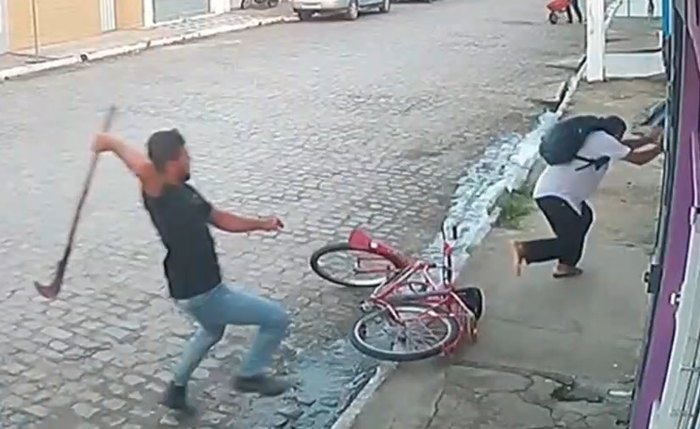 Sebastião foi atacado a caminho do trabalho, na manhã de segunda-feira, 6 Sebastião foi atacado a caminho do trabalho, na manhã de segunda-feira, 6