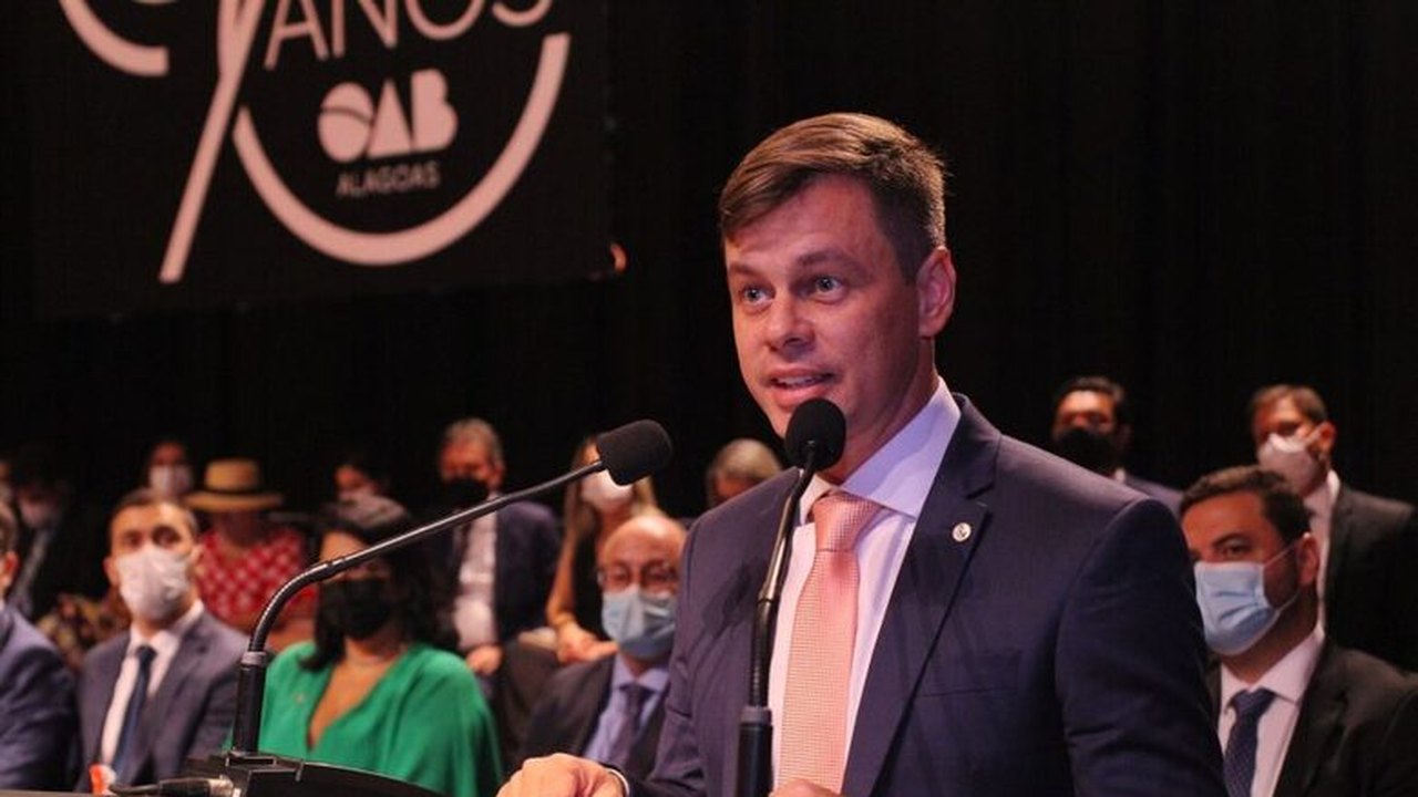 Nova diretoria da OAB Alagoas toma posse em solenidade festiva