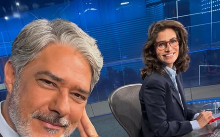 'Que momento!', reflete William Bonner em post sobre seu penúltimo dia na bancada do JN