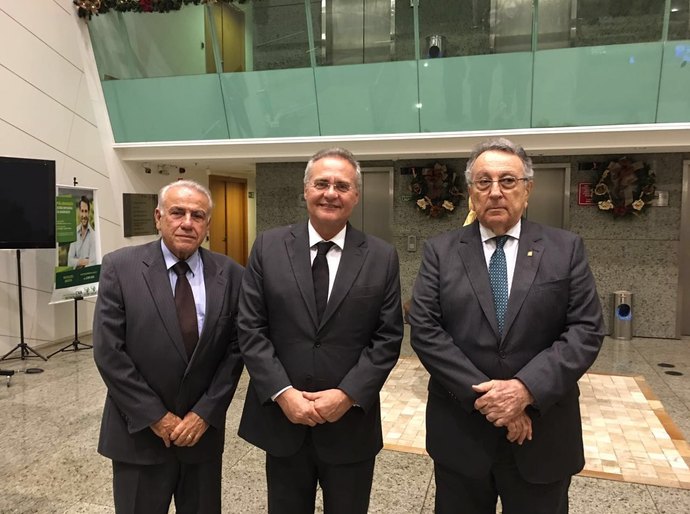 Confederação Nacional da Agricultura oferece jantar ao senador Renan