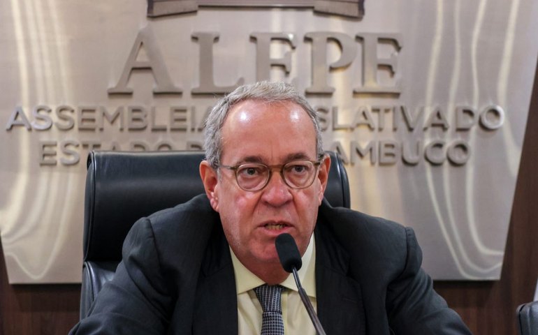 Governadora agredida