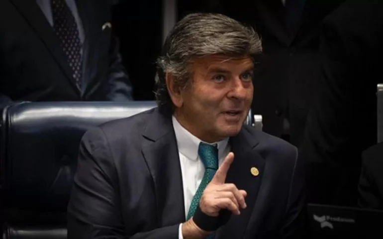 Ação do golpe 'salta aos olhos' pela quantidade de provas, afirma Fux