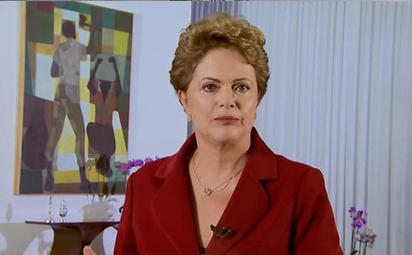 Em programa do PT, Dilma diz que sabe suportar pressões e injustiças