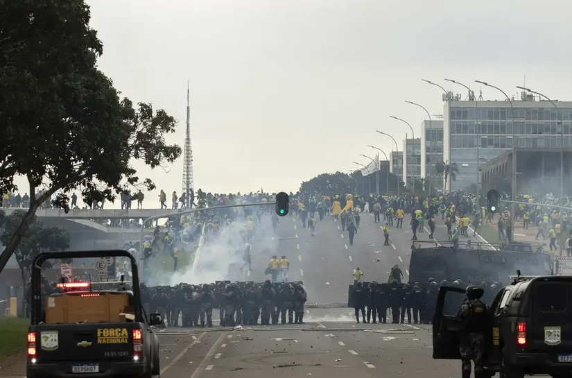 STF responsabilizou 1.190 pessoas por atos antidemocráticos de 2023