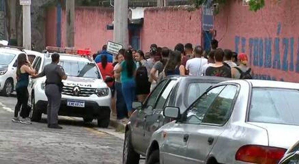 Professores esfaqueados por aluno tentaram impedir que ele matasse colega / Foto: Foto: R7 e Portal A8SE