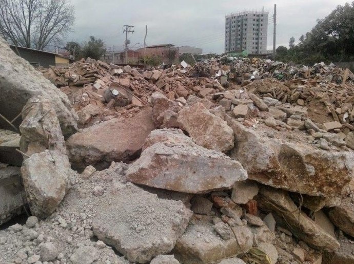 Alurb orienta sobre o descarte correto de resíduos da construção civil