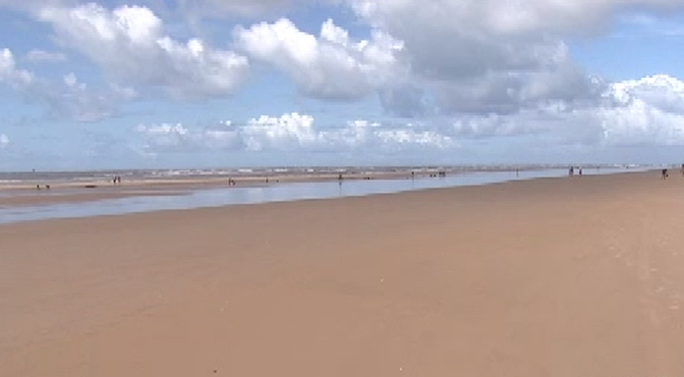 coroa do meio praia
