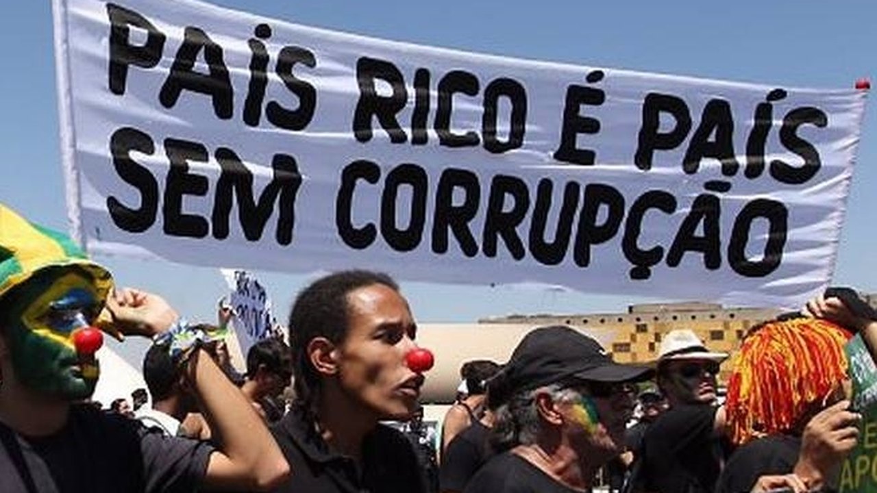 Corruptos não passarão