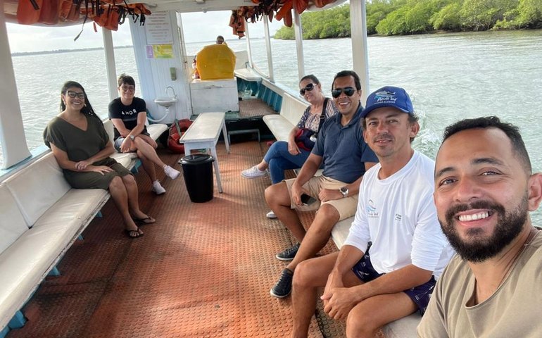 Representantes de operadora de turismo de Portugal conhecem destino Penedo