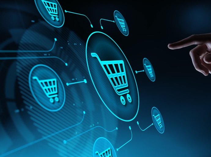 Mulheres lideram interesse por comprar no varejo, enquanto homens dominam por vender