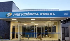 Balancetes da ALE registram R$ 368,8 mil em multas ao INSS até julho de 2026. - Foto: Shutterstock/Ilustração