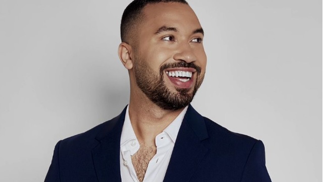 Gil do Vigor diz que foi 'atacado' por mulher na fila de aeroporto por cantar música gospel
