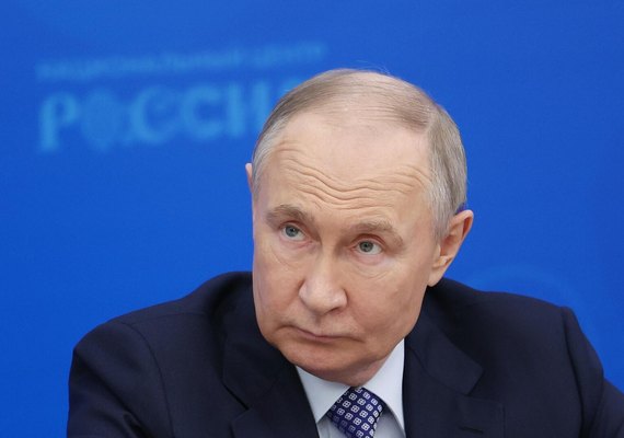 Autoridades de Kiev continuam a roubar dinheiro do povo ucraniano, diz Putin