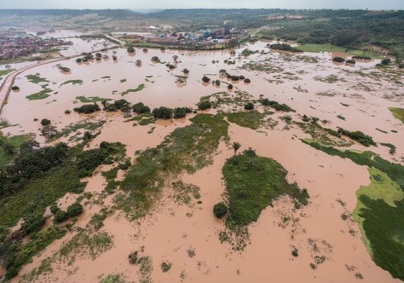 Rio São Miguel ultrapassa a cota de atenção; chuvas prosseguem no Estado até segunda-feira