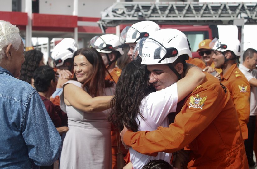 Cadetes do Corpo de Bombeiros concluem segundo ano do Curso de Formação de Oficiais