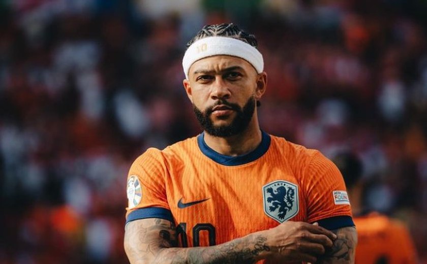 Seleção da Holanda descarta Depay em convocação para os últimos jogos do ano