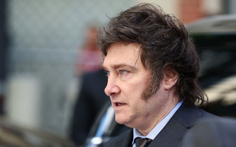 Milei autoriza entrada de militares dos EUA na Argentina