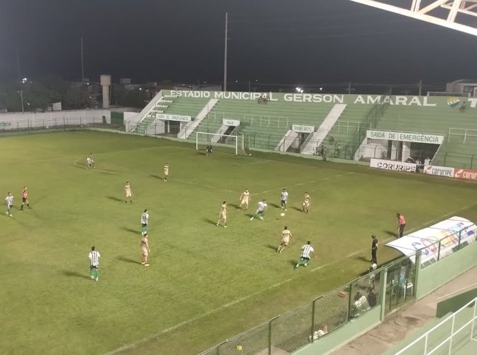 Coruripe vence Destilaria em jogo-treino no Gerson Amaral