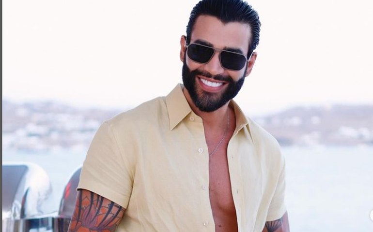 Gusttavo Lima sugere que é alvo de mentiras após ter R$ 20 milhões bloqueados por operação policial: 'Viva de forma honesta'