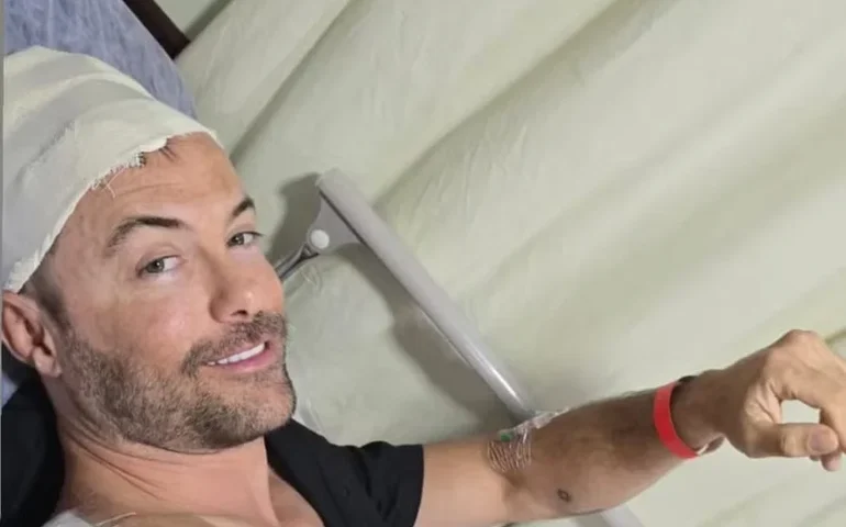 Kayky Brito sofre queda de bicicleta e recebe pontos dois anos após atropelamento