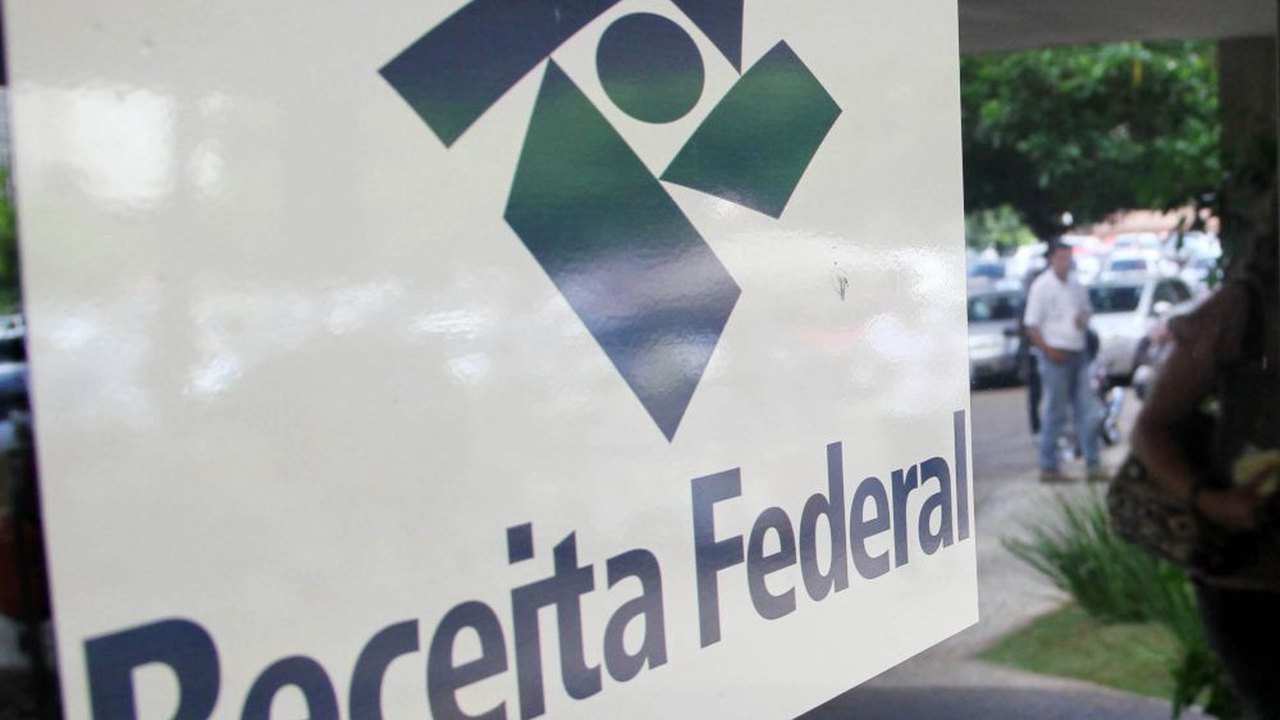 Operação da Receita Federal investiga 65 contribuintes alagoanos por fraudes no Imposto de Renda