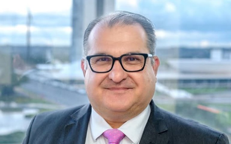 Governo federal contratou R$ 240 bi em investimentos em rodovias, diz ministro dos Transportes