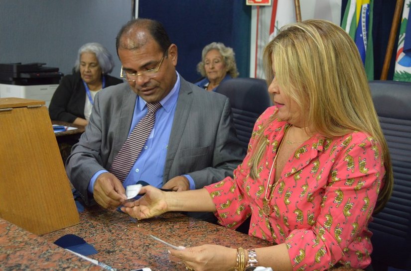 Câmara de Maceió mantém vetos do Executivo a emendas na LDO 2018