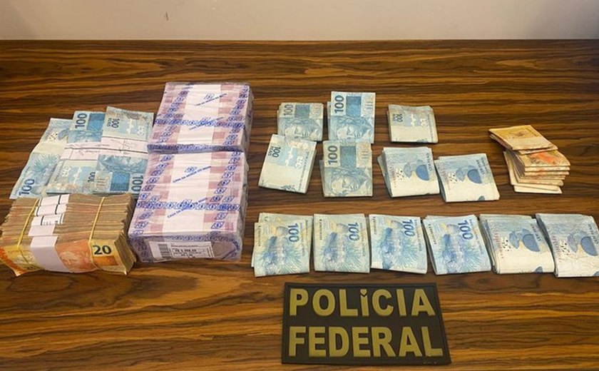 Polícia Federal investiga desvio de R$ 50 milhões da educação