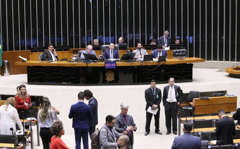 Deputados podem votar PEC da Segurança Pública nesta semana