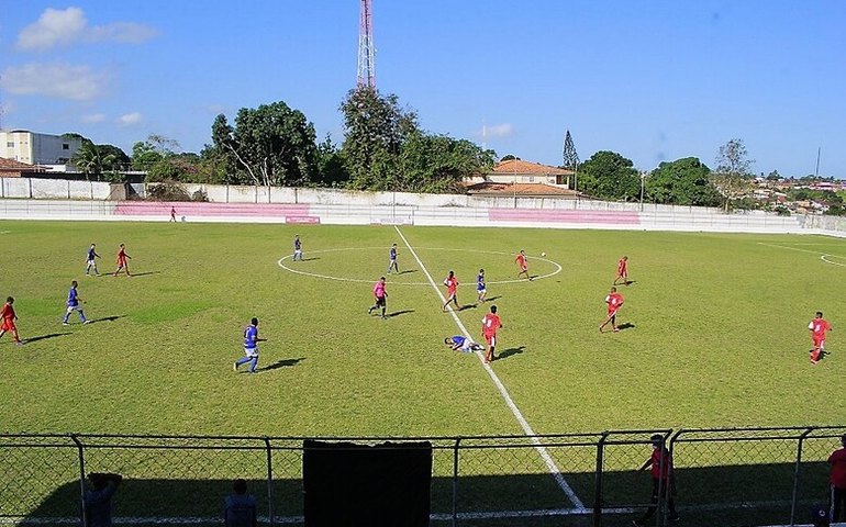 Times avançam de fase no Campeonato Municipal de Futebol de Penedo