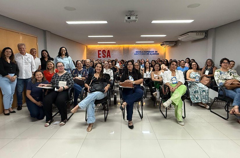 Técnicos das 19 unidades do Cras de Maceió participam de capacitação