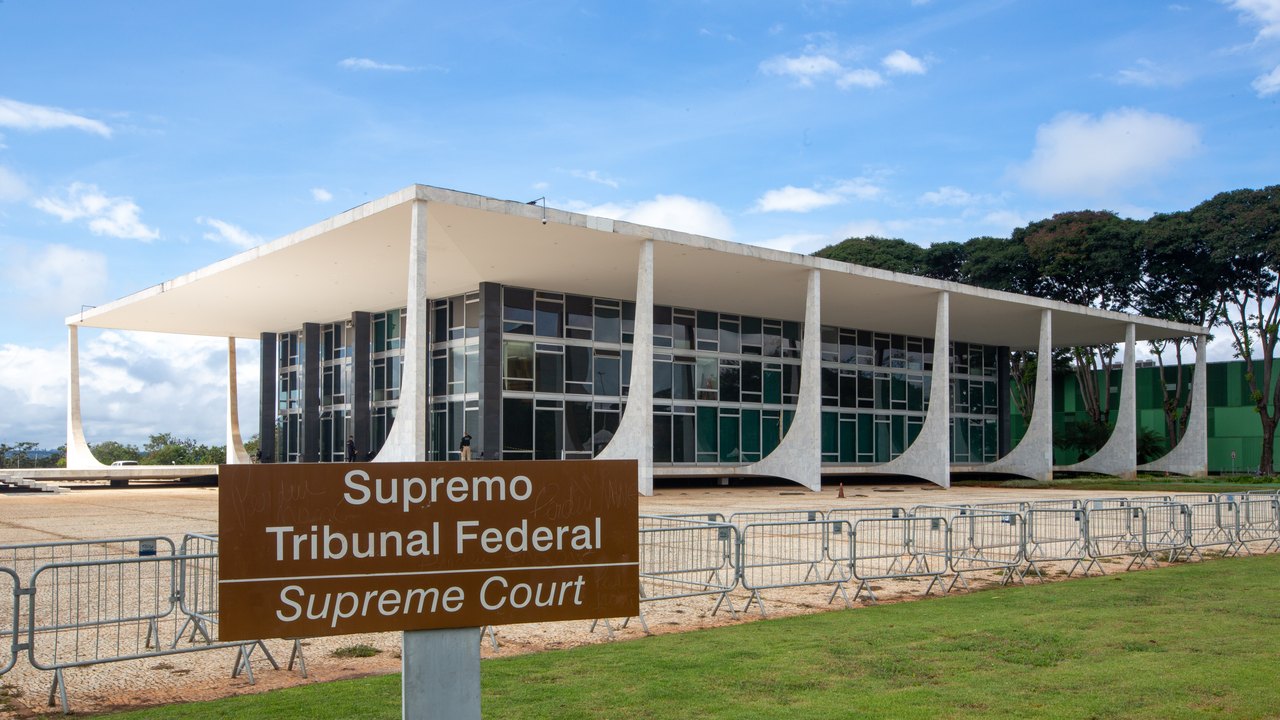 STF suspende julgamento de lei que proíbe jogos de azar